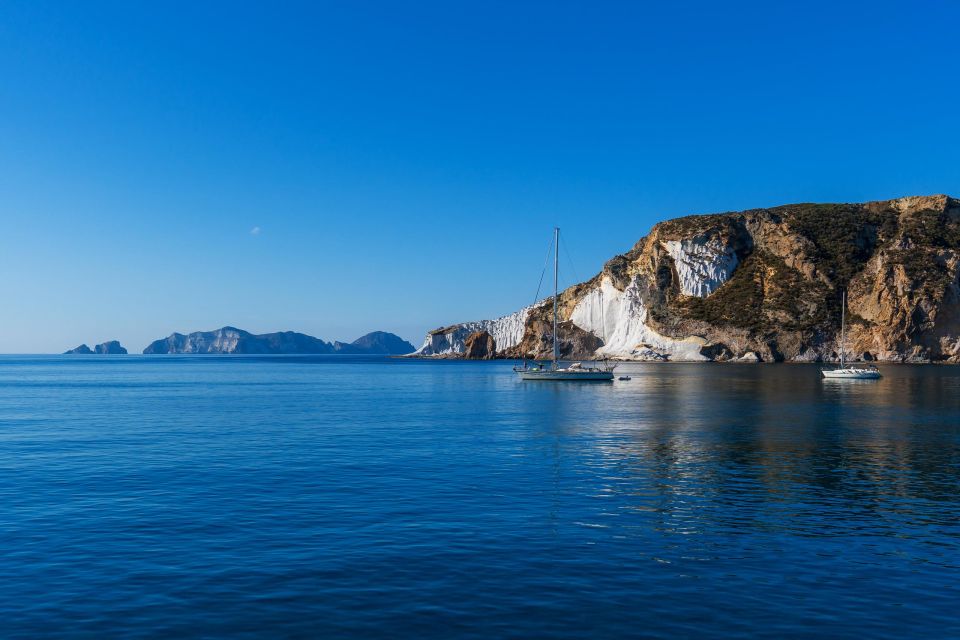 Ponza: Island & Palmarola Cruise With Swimming & Lunch - Recap