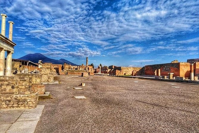 Private Walking Tour of Pompeii - Booking and Cancellation Policy