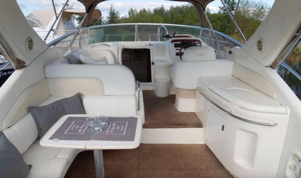 Romantic Sunset Cruise - Private VIP Yacht 34 Excursion - Tips for Your Cruise