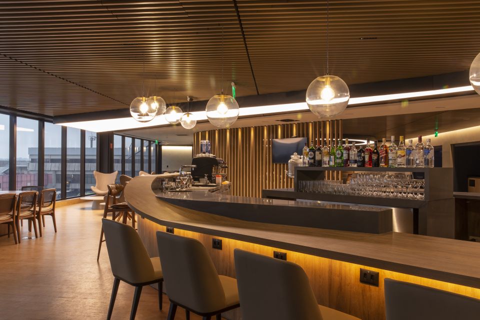 Sao Paulo (GRU) Airport: Plaza Premium Lounge Entry - Tips for Enjoying the Lounge