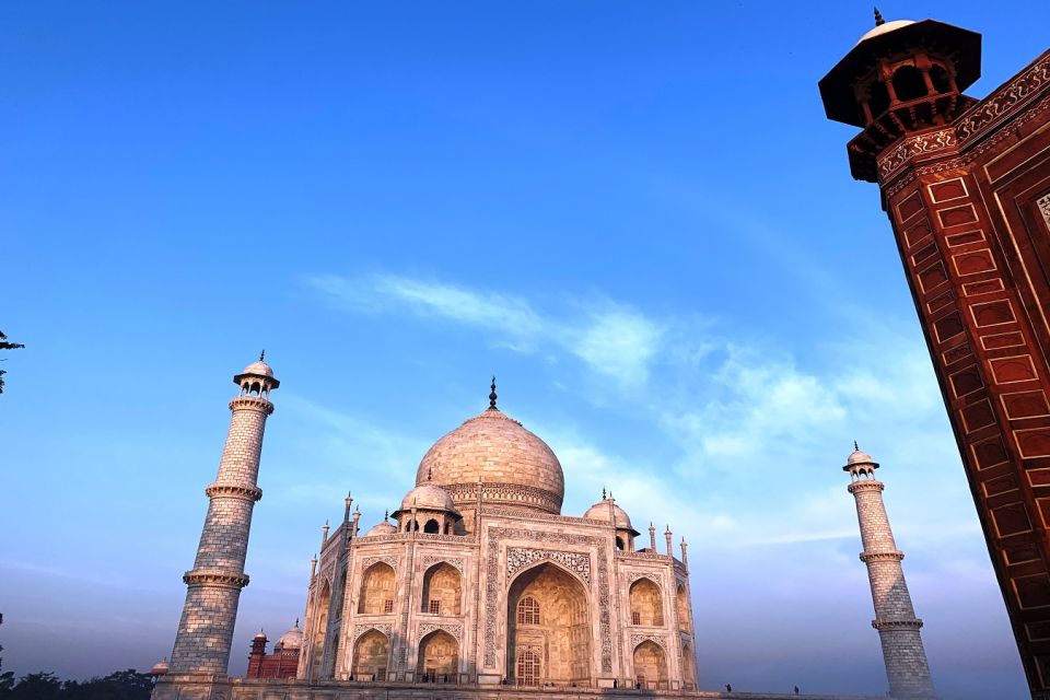 Tajmahal With Mausoleum Skip The Line Ticket With Guide - Nearby Attractions and Activities