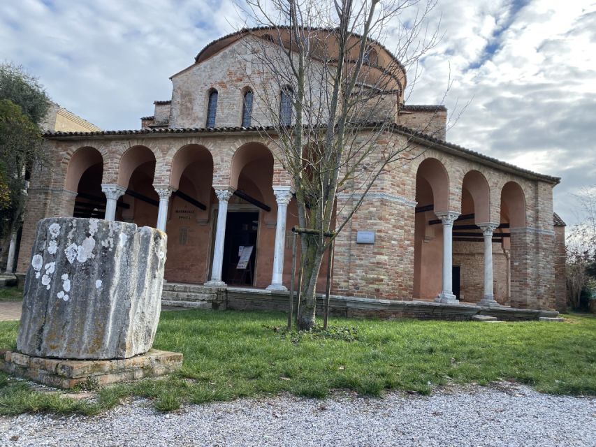 The Islands of Venice. Torcello Burano Murano - Tips for a Great Visit