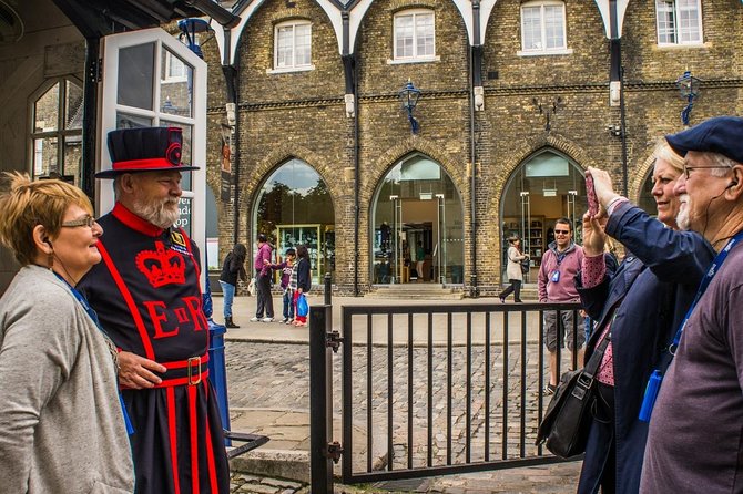 Tower of London Tour With a Beefeater Private Meet & Greet - Tips for Your Visit