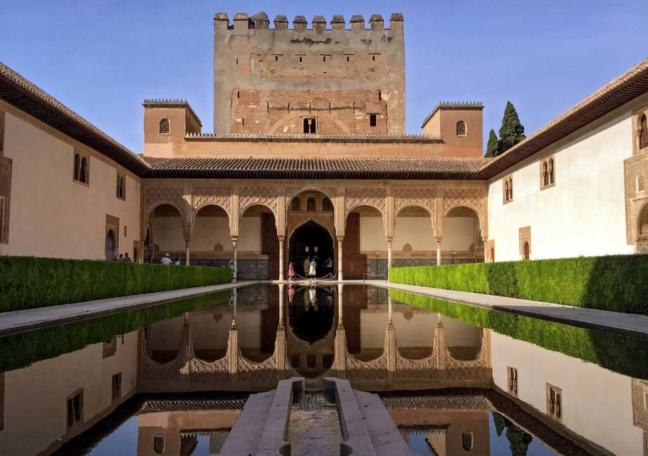 Alhambra & Generalife: Exclusive 3 Hour Private Tour - Frequently Asked Questions