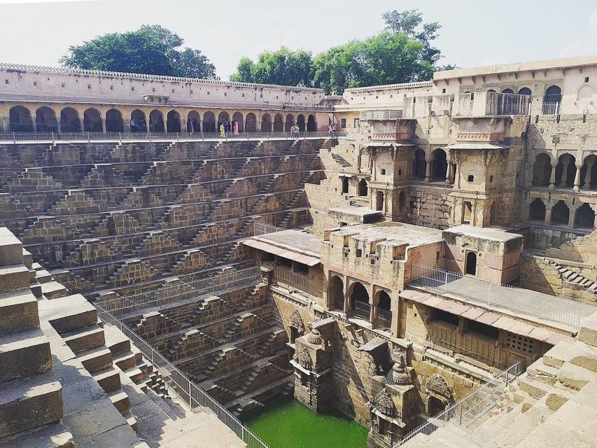 From Agra to Jaipur: Chand Baori and Fatehpur Transfer Tour - Frequently Asked Questions