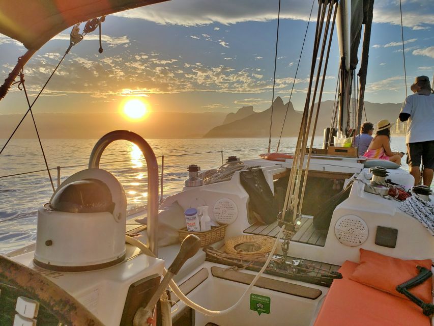 Rio De Janeiro: Guanabara Bay Sunset Sailing Tour & Drinks - Frequently Asked Questions