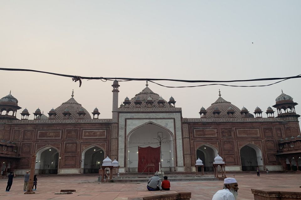 Tajmahal With Mausoleum Skip The Line Ticket With Guide - Frequently Asked Questions