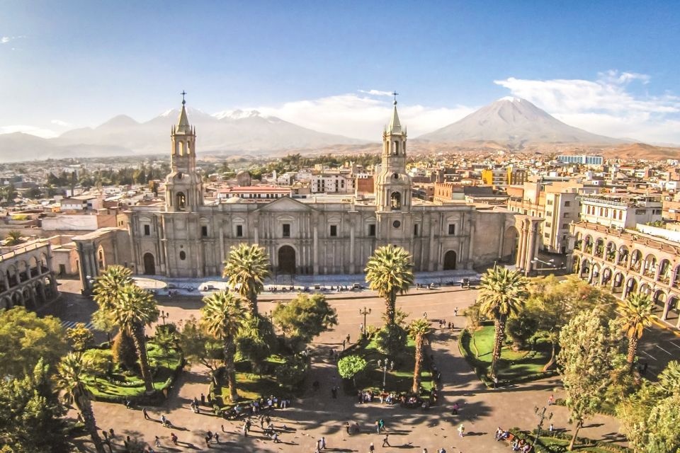 Arequipa: City Tour and Santa Catalina Monastery - Key Points