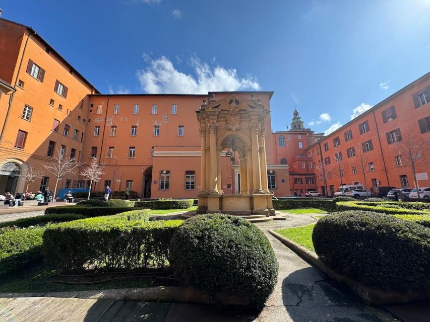 Bologna Small Group Walking Tour With Archiginnasio - Key Points