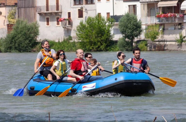 Bussolengo: Valdadige Beginner’s Rafting Activity