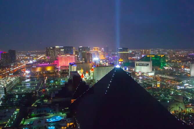 Carrot Top at the Luxor Hotel and Casino - Key Points