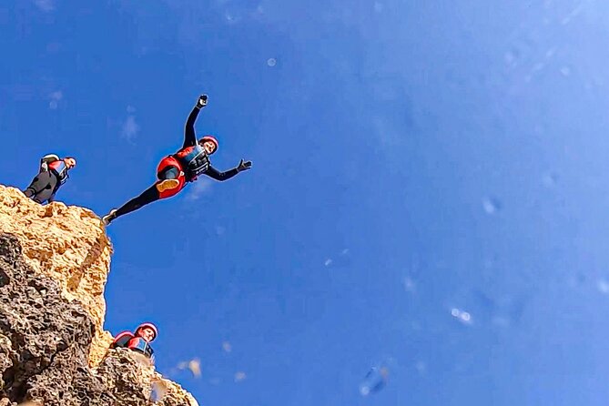 CLIFF JUMPING Tour - Coasteering in Albufeira - Good To Know