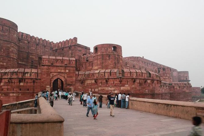 Day Trip to the Taj Mahal and Agra From Jaipur Ending in Delhi by Car - Tour Overview and Itinerary