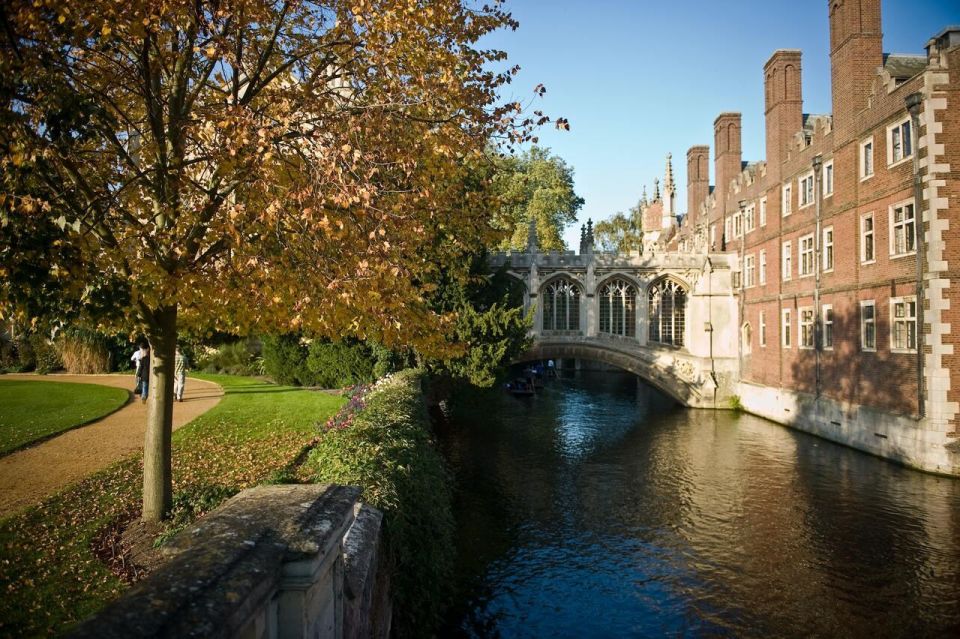 Explore Cambridge With Family – Walking Tour - Key Points