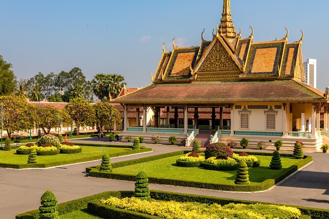 Exploring the Best of Phnom Penh: A Full Day Tour - Key Points