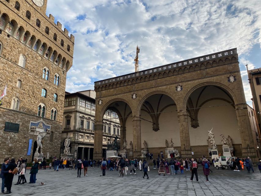 Florence: Piazza Della Signoria Childrens Walking Tour - Key Points