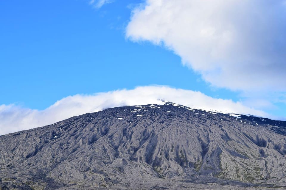 From Reykjavik: Volcanic Eruption Sites & Reykjanesbær Tour - Key Points