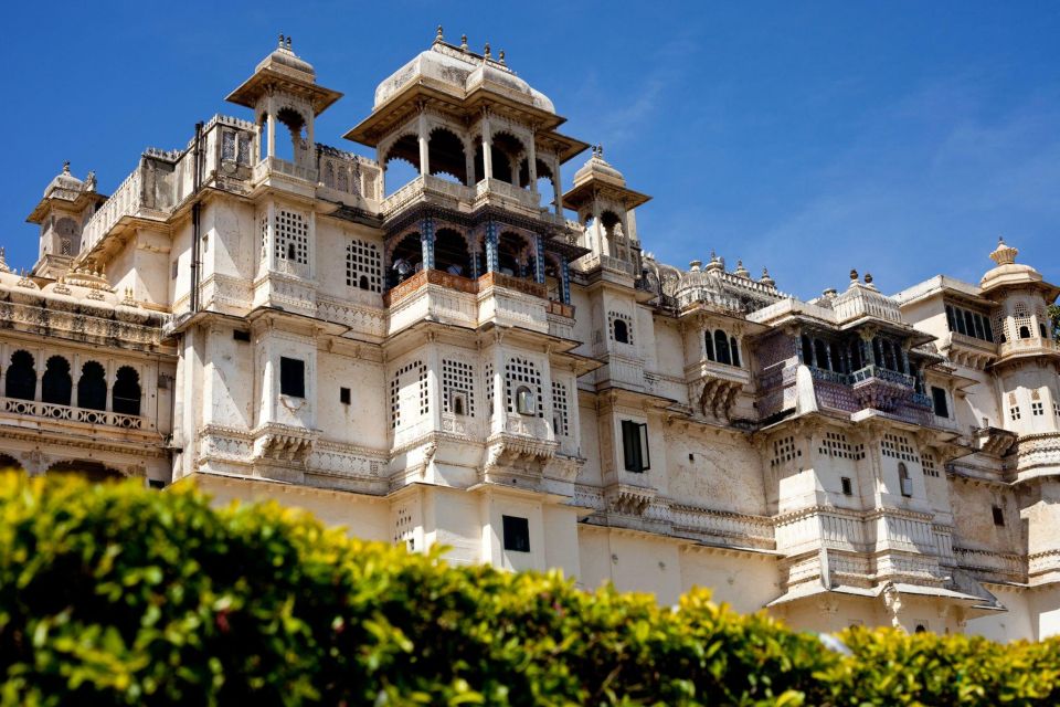 From Udaipur: Private Udaipur City of Lakes Sightseeing Tour - Key Points