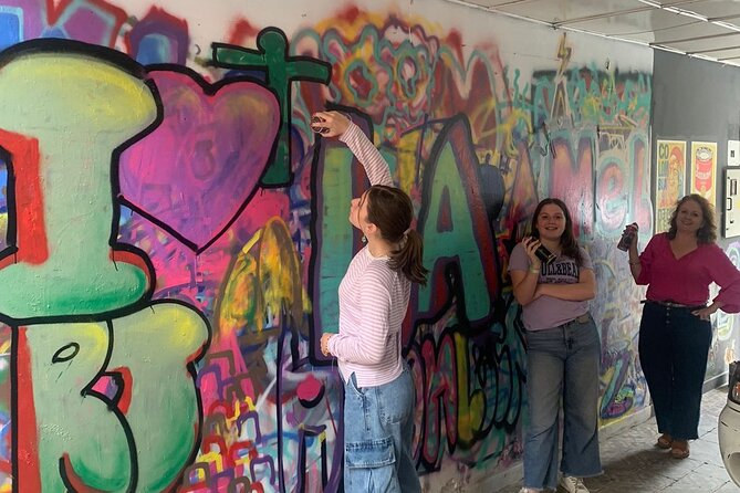 Fun Graffiti Workshop: The Art of Aerosol and Color - Workshop Overview