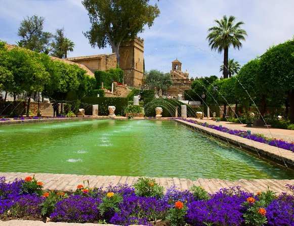 Guided Visit to the Alcazar of the Christian Monarchs With Admission - Good To Know