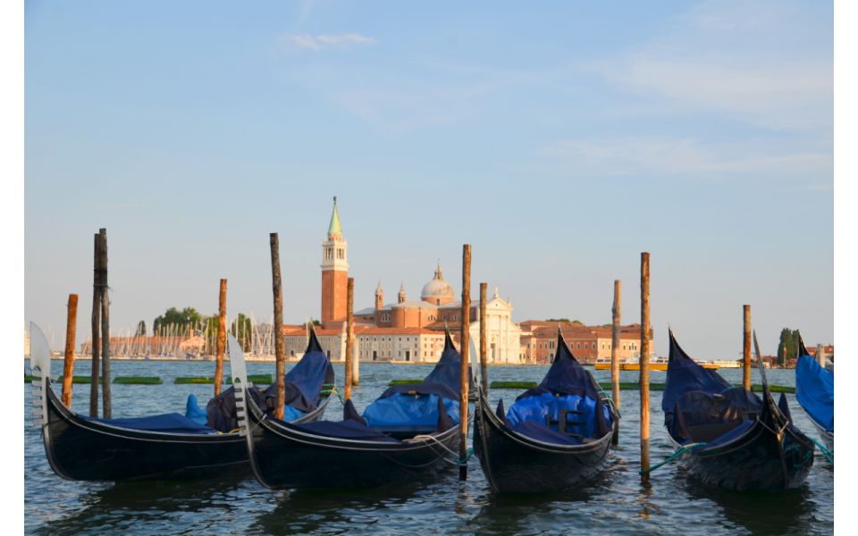 Venice: Early Morning Guided Tour to Escape the Crowds - Itinerary Highlights