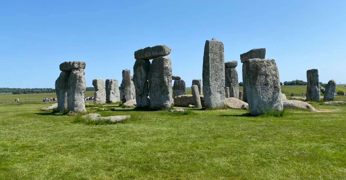 Individual Trip to Stonehenge and Salisbury Cathedral - Key Points