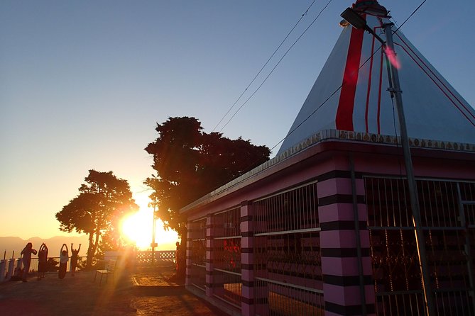 Kunjapuri Temple Sunrise Trek With Professional Guide - Key Points