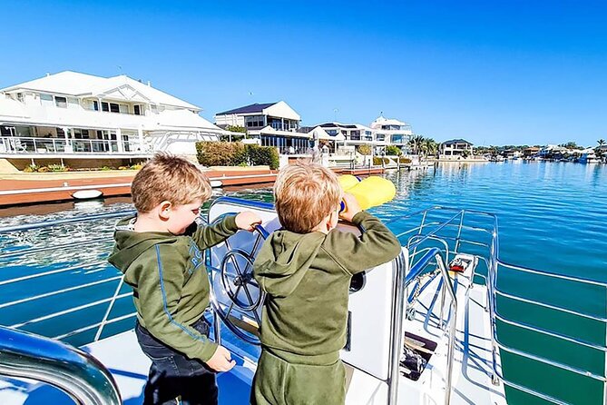 Mandurah Dolphin Cruise and Views - Key Points