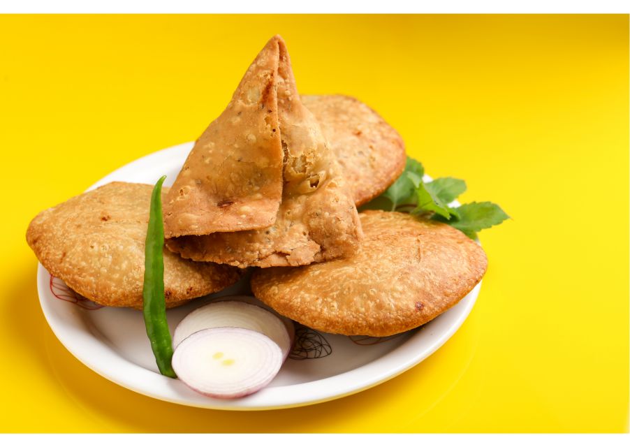 Mumbai Street Food Crawl (2 Hours Guided Food Tasting Tour) - Key Points