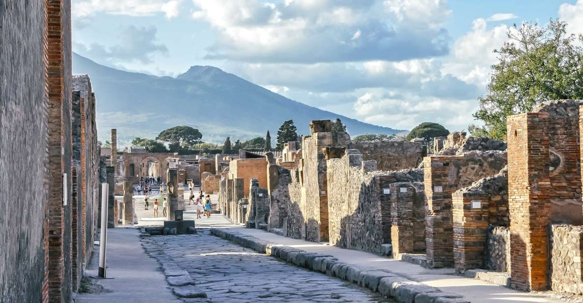 Naples: Escape Tour - Self-Guided Citygame - Key Points