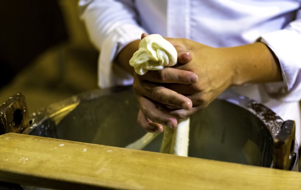 Ostuni : Discovering the Ancient Art of Cheese Making - Key Points