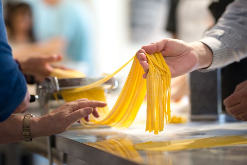 Pasta Cooking Experience in Florence - Key Points