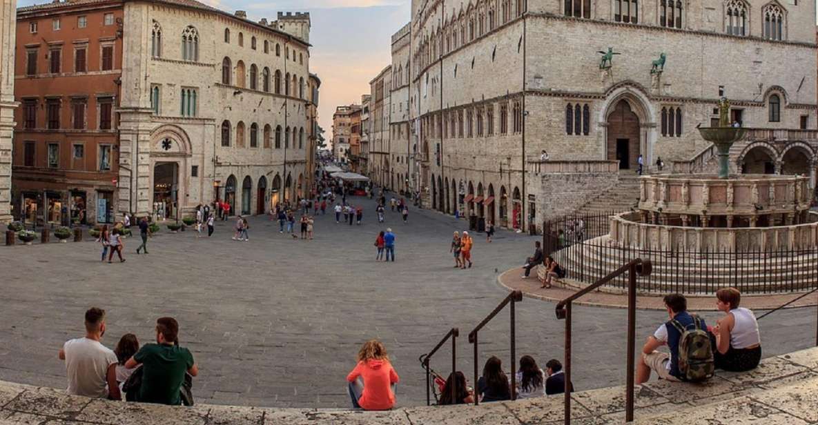 Perugia 2–Hour Small Group Walking Tour - Key Points