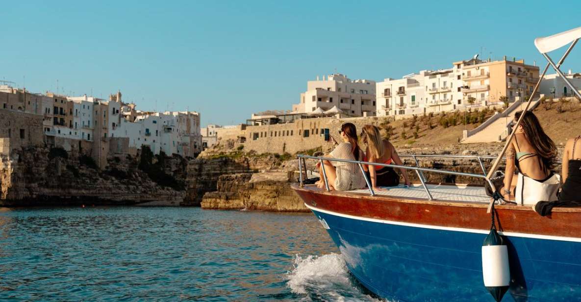 Polignano: Group Boat Excursion With Aperitif - Key Points