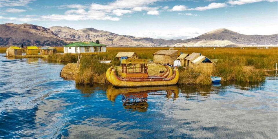 Private Excursion to the Uros Islands by Traditional Boat - Key Points