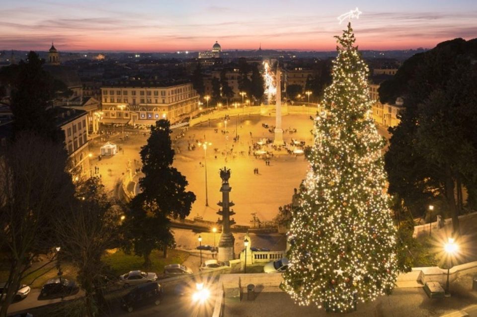 Rome Illuminated: A Christmas Landmarks Walking Tour - Key Points