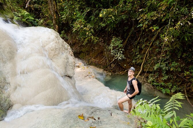 Sticky Waterfall Chiang Mai and Mae Ngat Boat Tour - Key Points