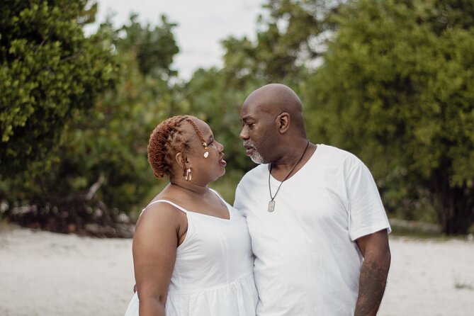 Sunset Photoshoot With Local Photographer in Aruba - Overview of the Photoshoot