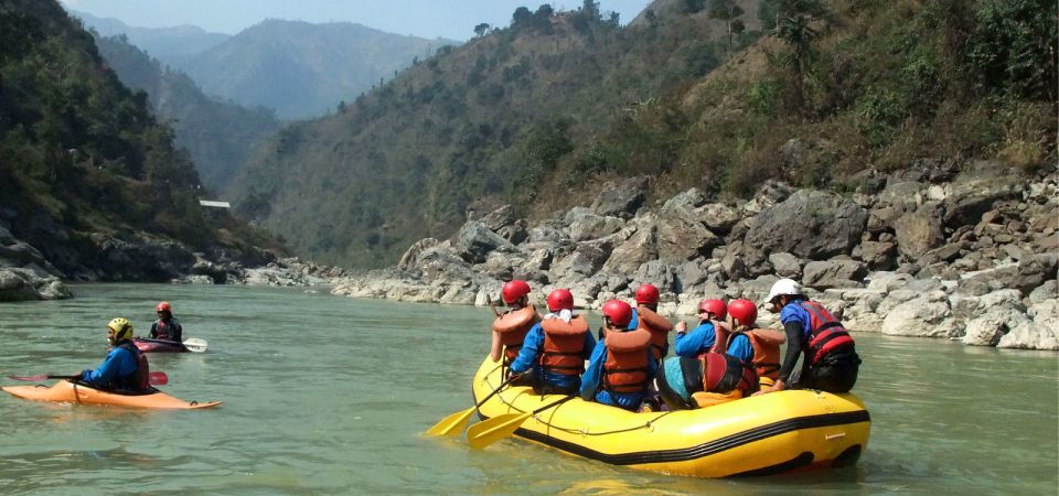 Thamel: Trishuli River Rafting Tour With Transfers and Lunch - Key Points