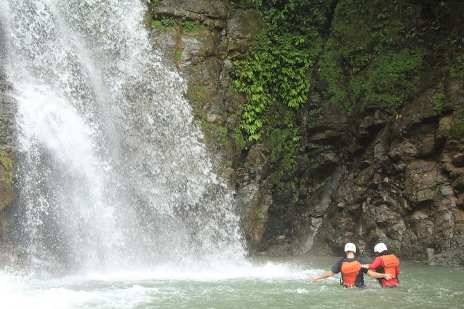 Whitewater Rafting Savegre River Class II & III + Waterfall Break - Key Points