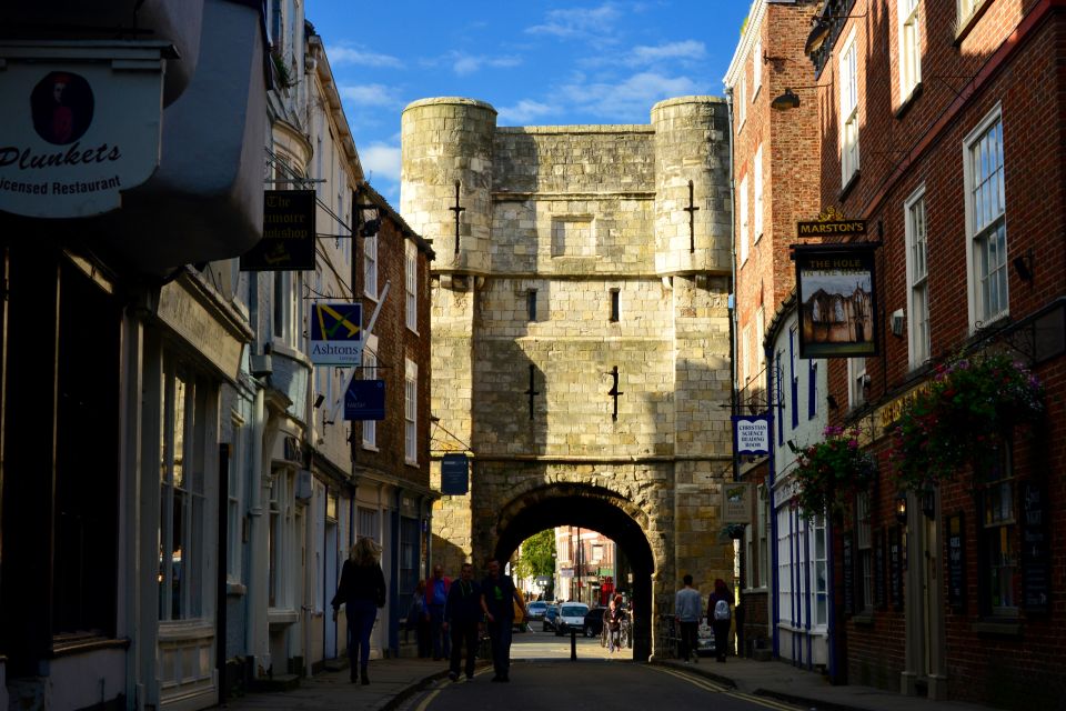 York: Private Guided Walking Tour - Key Points