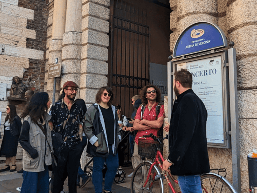 1.5 Hour Food Tour in Verona With Tastings & Sightseeing - Meeting Point and Duration