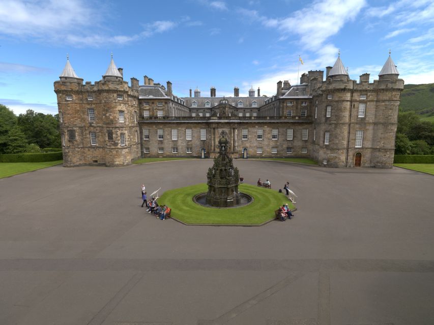 Edinburgh: Palace of Holyroodhouse Entry Ticket - Experience Highlights