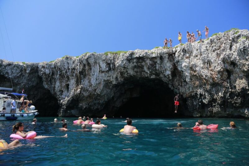 From Hvar: Pakleni Islands & Red Rocks Comfort Sailboat Tour - Inclusions and Amenities