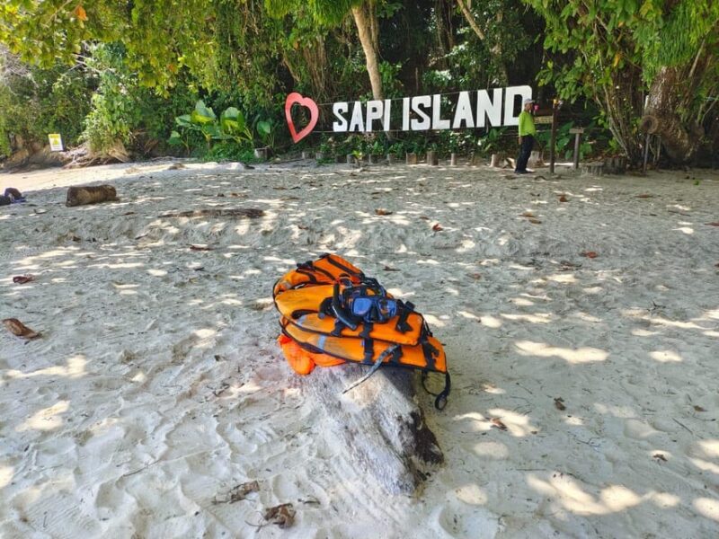Kota Kinabalu: Twin Island Day Trip Tour ( Sapi & Manukan ) - Important Information