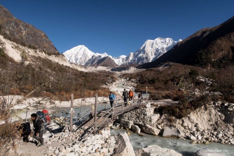 15 Days Manaslu Circuit Trek