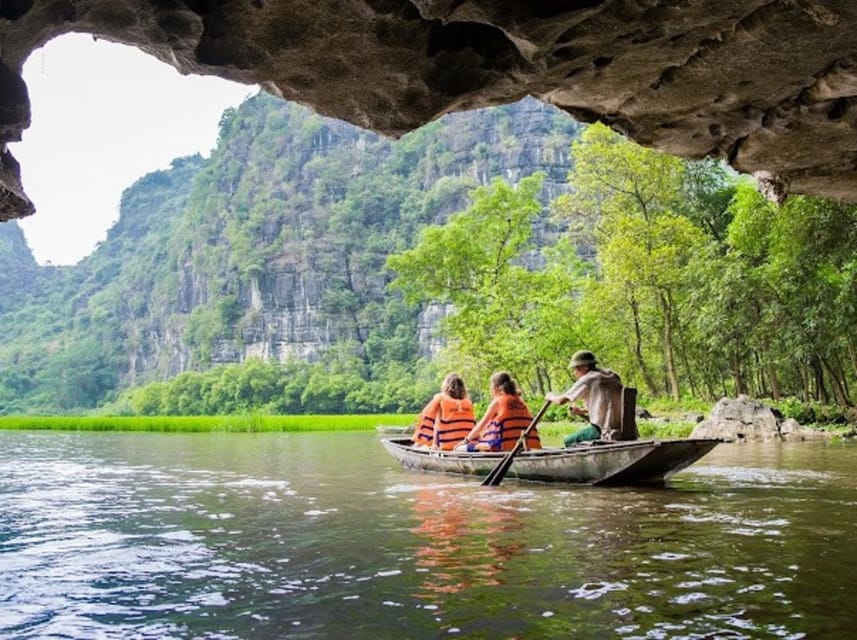 2 Days : Ninh Binh Landscapes - Ha Long Bay Cruise - Ha Noi - Tour Overview