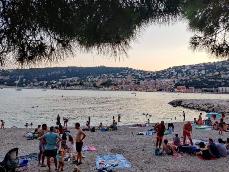 2-Hour Paddle Boarding Tour in Villefranche