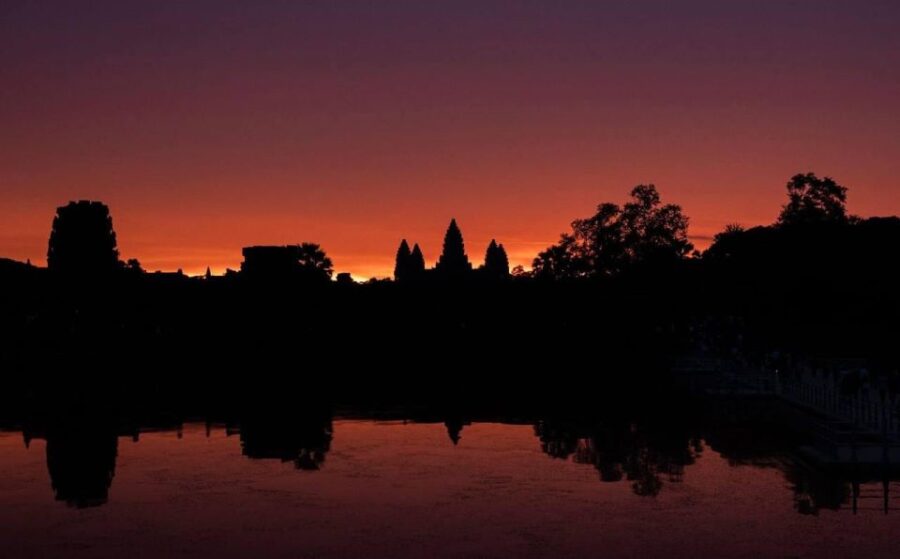 3-Day Angkor Adventure With Waterfalls and Floating Village
