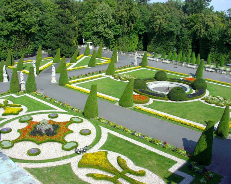 3-hour: Palace of King Jan Sobieski in Wilanow/inc. Pick-up/ - Included Services